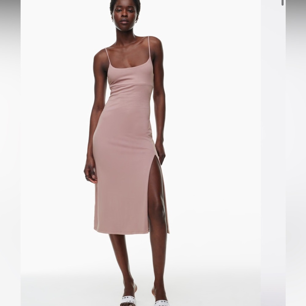 Aritizia New Dreamweaver Dress, 2XS, brand new💕